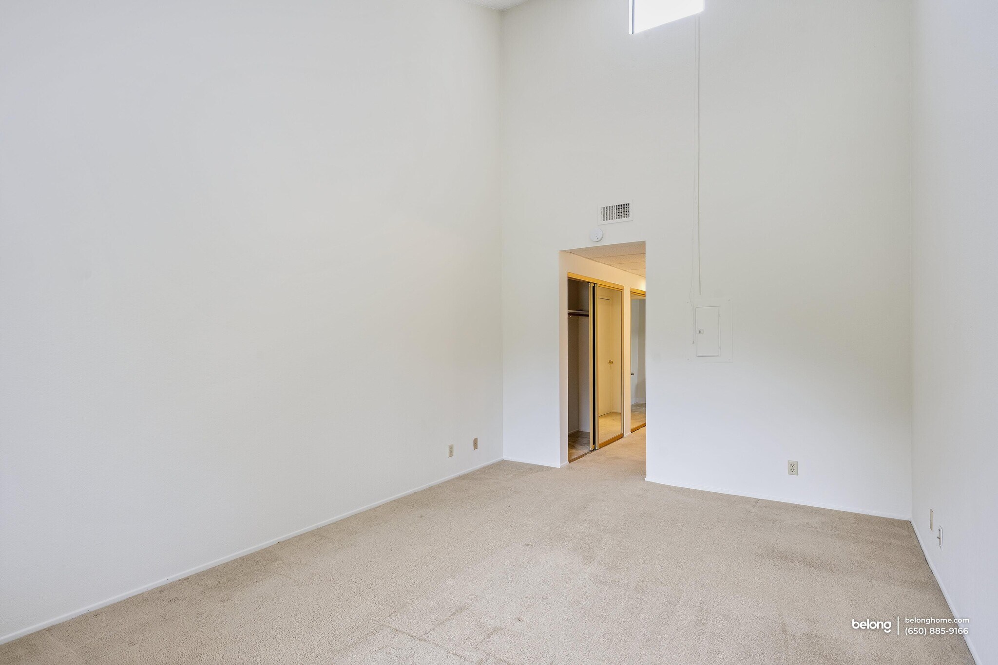 Building Photo - 4685 Albany Cir