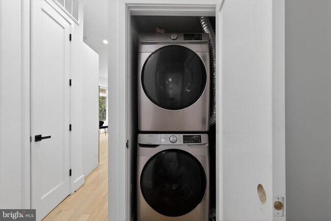 Building Photo - 1808 S St NW