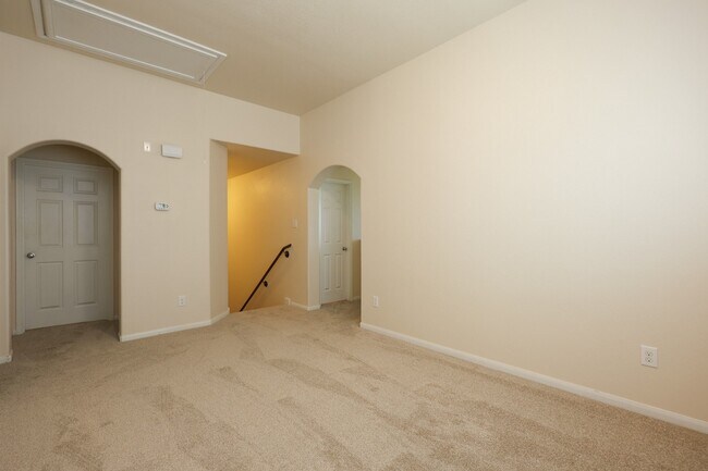 Building Photo - 4155 Falvel Cove Dr