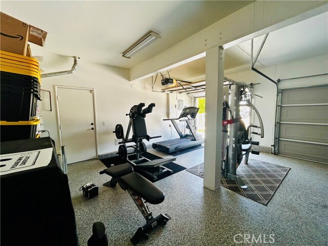 Building Photo - 13713 Turf Paradise St