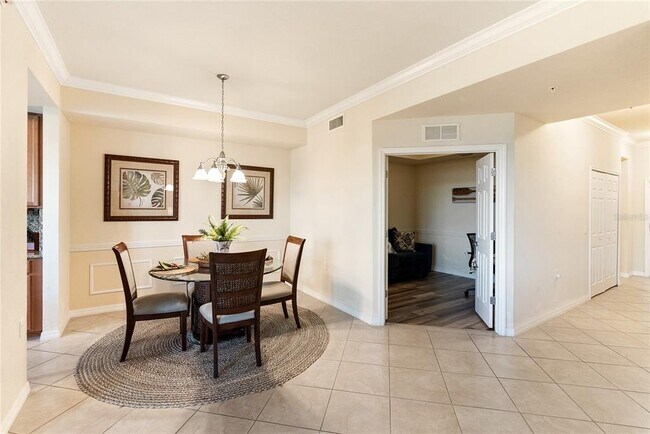 Building Photo - 7235 River Hammock Dr