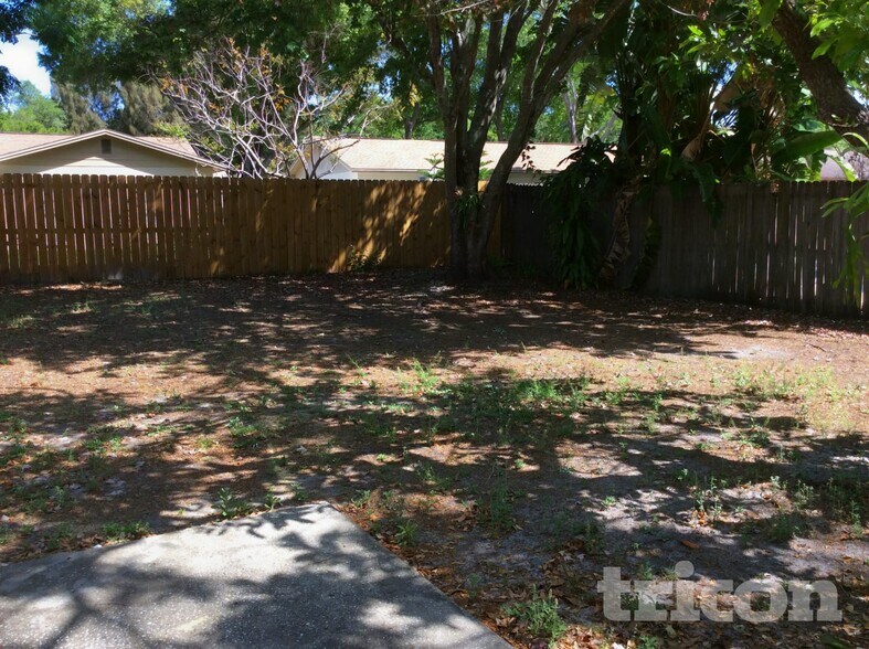 Building Photo - 4111 Sand Lake Ct