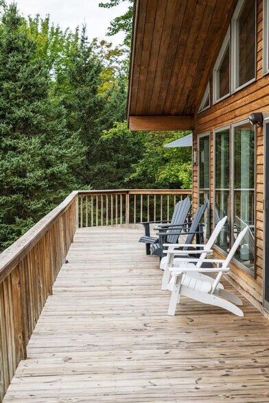 Building Photo - 6 Campbell Estates Rd