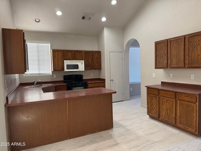 Building Photo - 6827 W Citrus Way