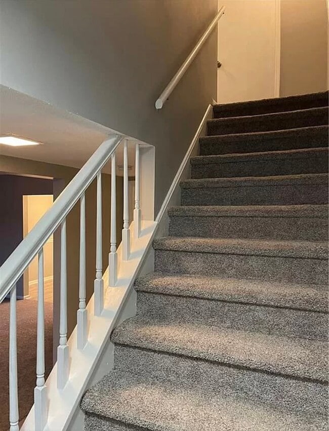 Building Photo - 4792 Champion Ct