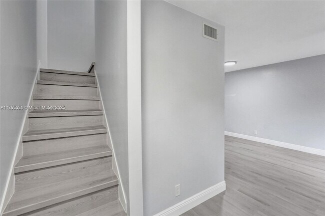 Building Photo - 5963 NW 25th Ct