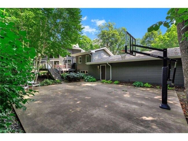 Building Photo - 20650 Bayview Ct