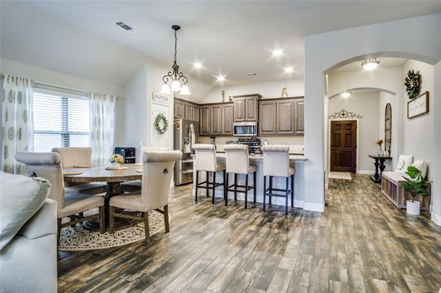 Building Photo - 11724 Tuscarora Dr