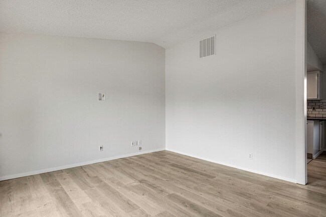 Building Photo - 11030 W Musket St