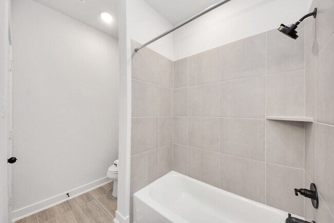 Building Photo - 29021 Red Lp Dr