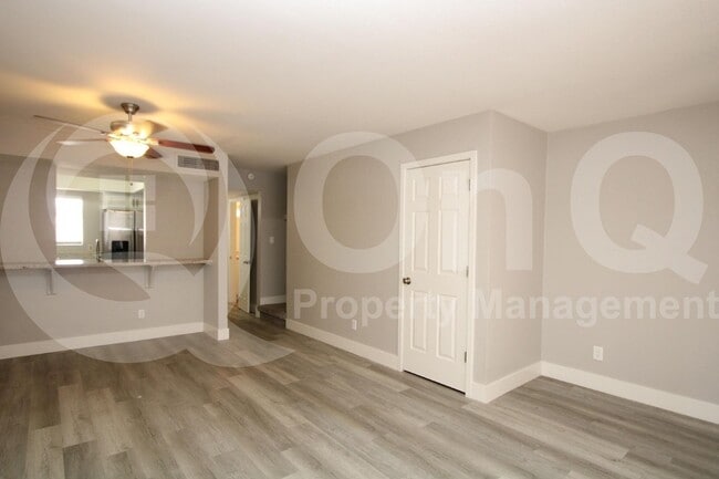Building Photo - 11155 N 82nd Dr