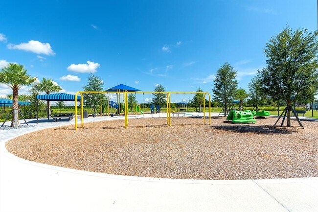 Building Photo - 8921 Royal River Cir