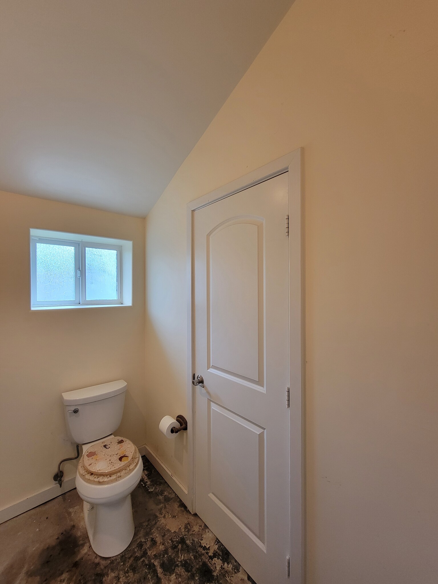 Building Photo - 410 Miramar Dr