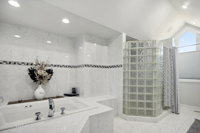 Building Photo - 13161 Wood Duck Dr
