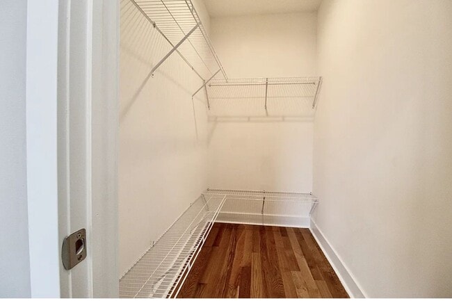 Building Photo - 1642 Cambridge St