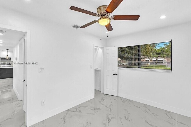 Building Photo - 2060 NW 189th Terrace