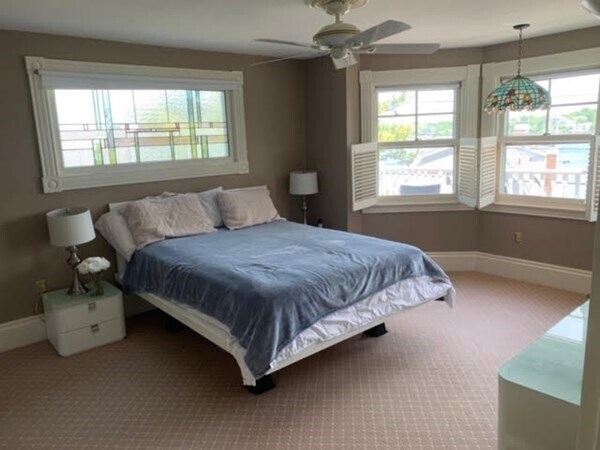 Building Photo - 30 Waldron St