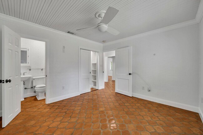 Building Photo - Winter Park Charmer