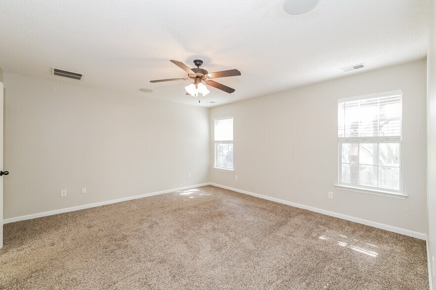 Building Photo - 2747 Mariah Ln