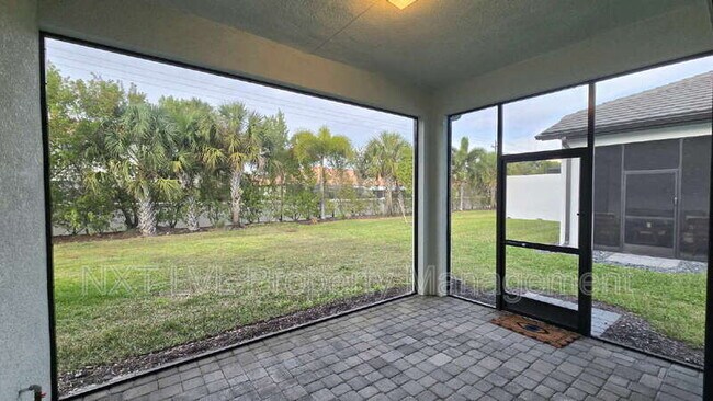 Building Photo - 14851 Loggerhead Dr