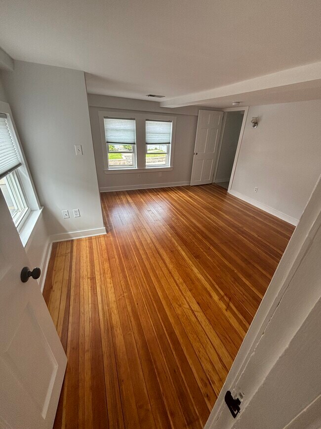 Master bedroom gets beautiful afternoon sun - 15 Eastern Ave
