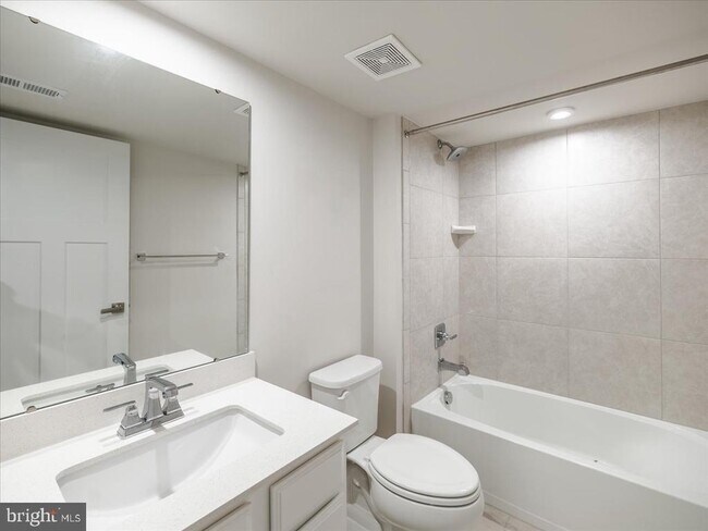 Building Photo - 7963 Milltown Cir