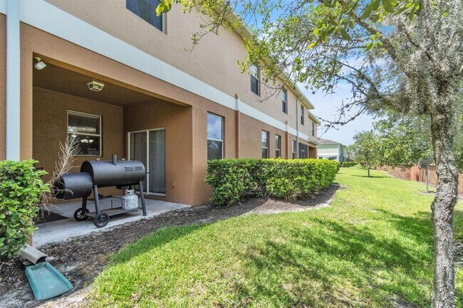 Building Photo - 3256 Rodrick Cir