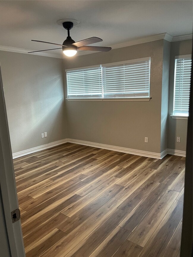 Building Photo - 10315 Sommerville Ave