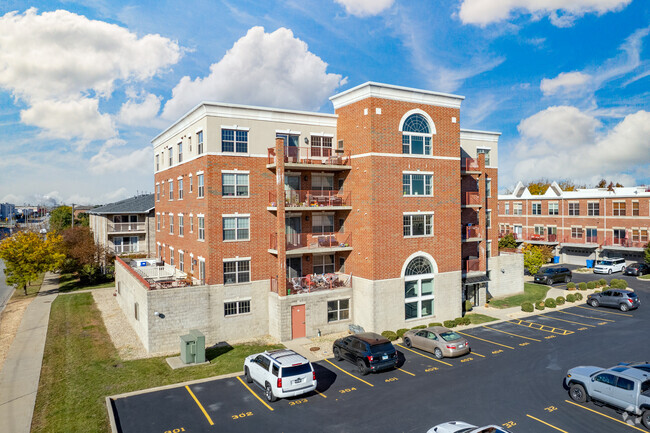 Primary Photo - 6636 W 65th St