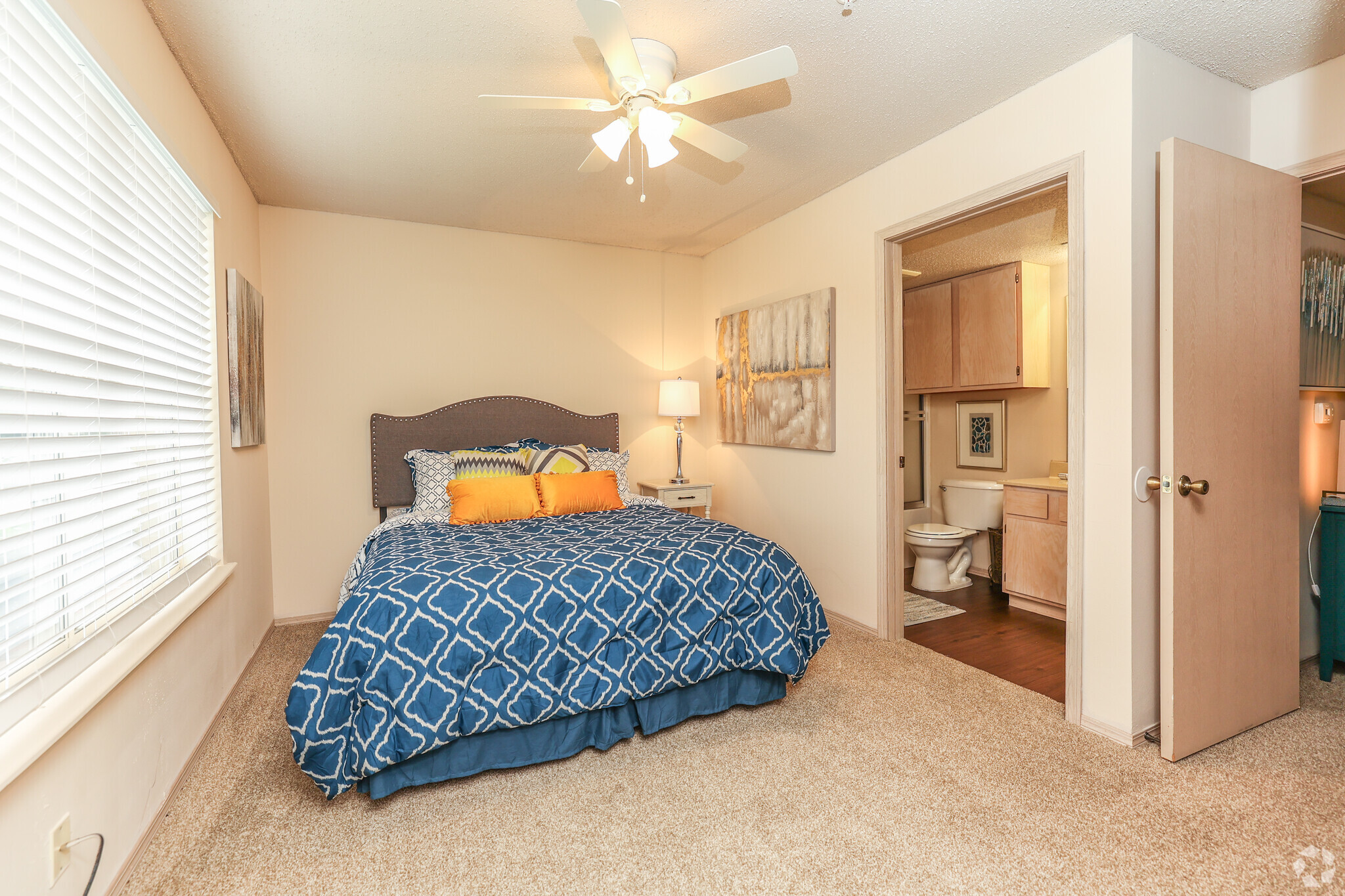 2BR, 2BA - 1040 SF - First Bedroom - The Greens at Owasso I/II