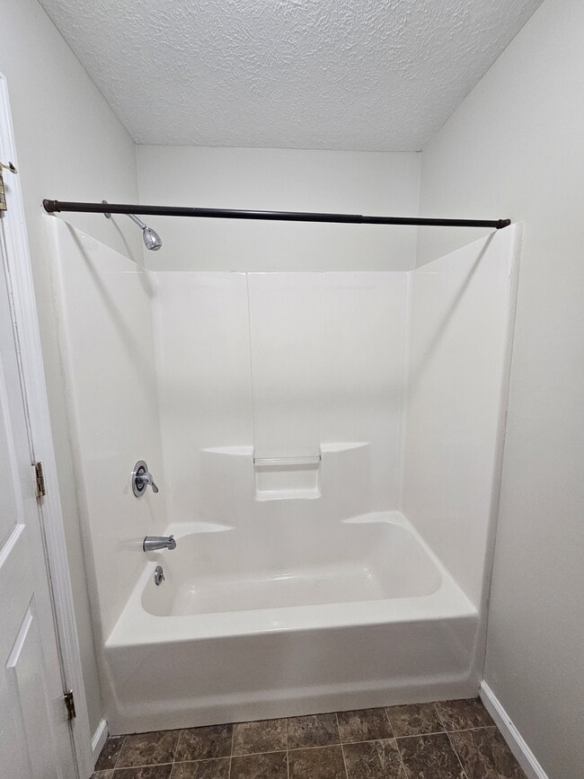 Building Photo - 109 Debbie Dr