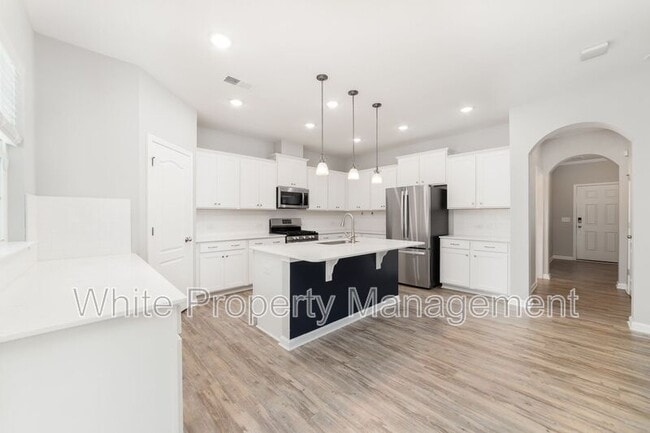Building Photo - 757 Garrett Green Way
