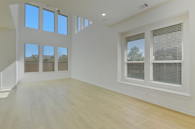 Building Photo - 16518 Amber Patina Ln