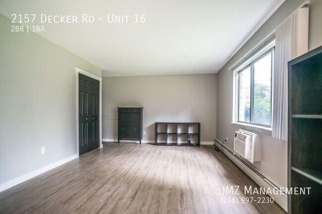 Building Photo - 2157 Decker Rd