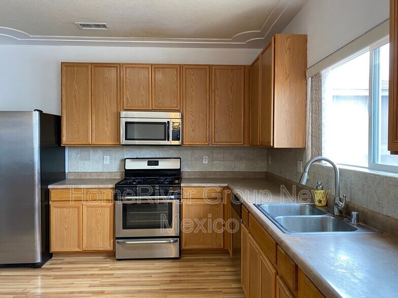 Building Photo - 8715 Hatteras Pl NW