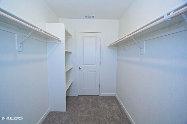 Building Photo - 8905 Windy Ravine Dr