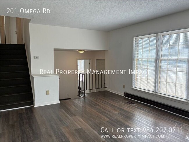 Building Photo - 201 Omega Rd