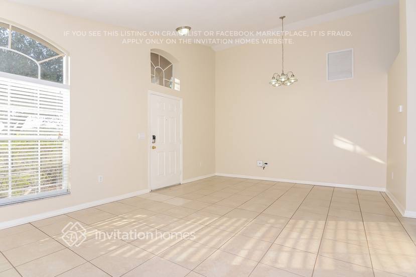 Building Photo - 507 Somerstone Dr