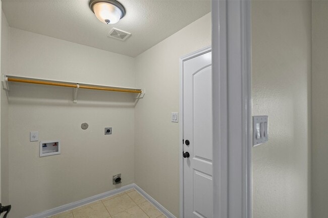 Building Photo - 20331 Penny Blume Dr