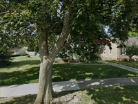 Building Photo - 300 E 328th St