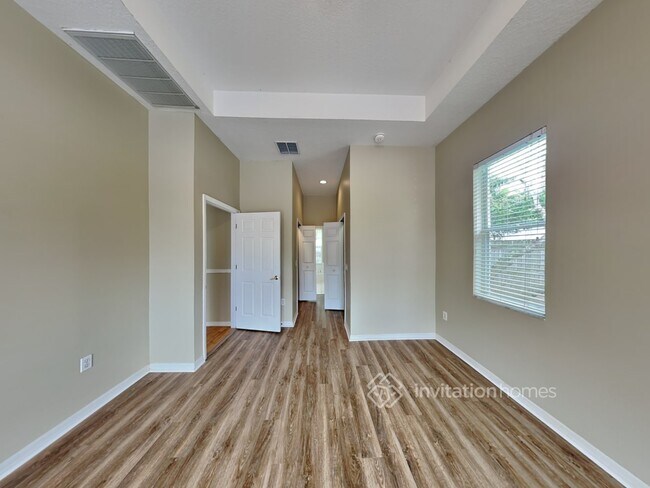 Building Photo - 3204 Hanging Vine Ct