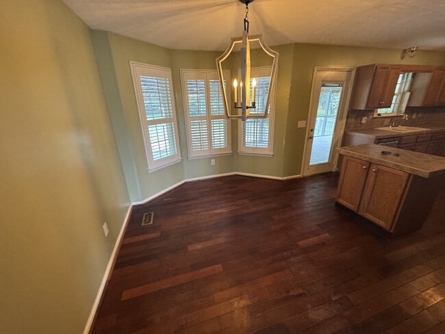 Building Photo - 100 Faldo Dr