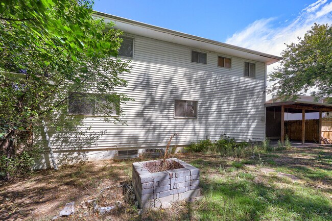 Building Photo - 53 McBurney Blvd