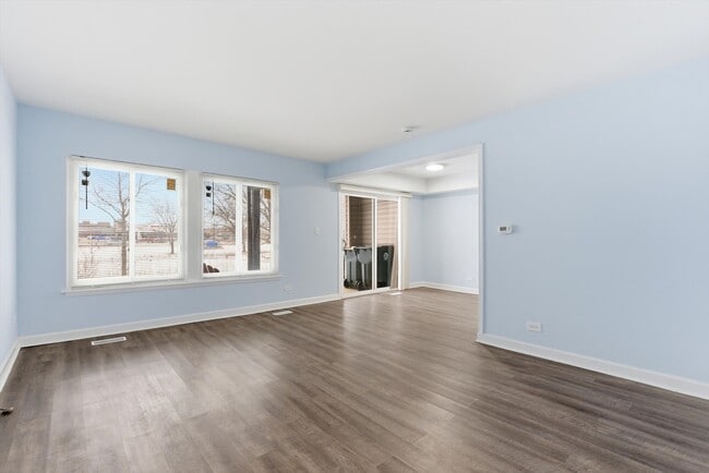 Building Photo - 7526 Bristol Ln