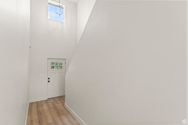 Building Photo - 150 S 100 E