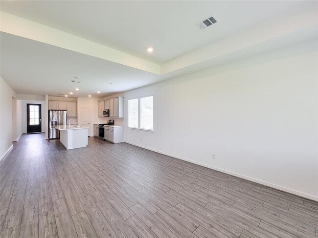 Building Photo - 21627 Royal Jett Dr