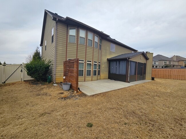 Building Photo - 202 Ermon Ct