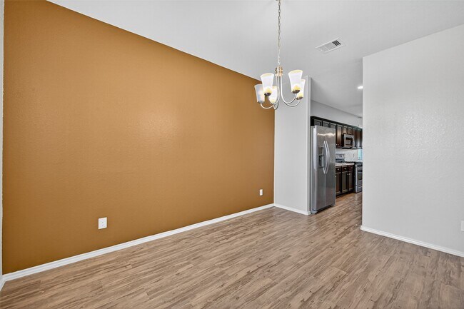 Building Photo - 6023 Briarstone Bay Dr