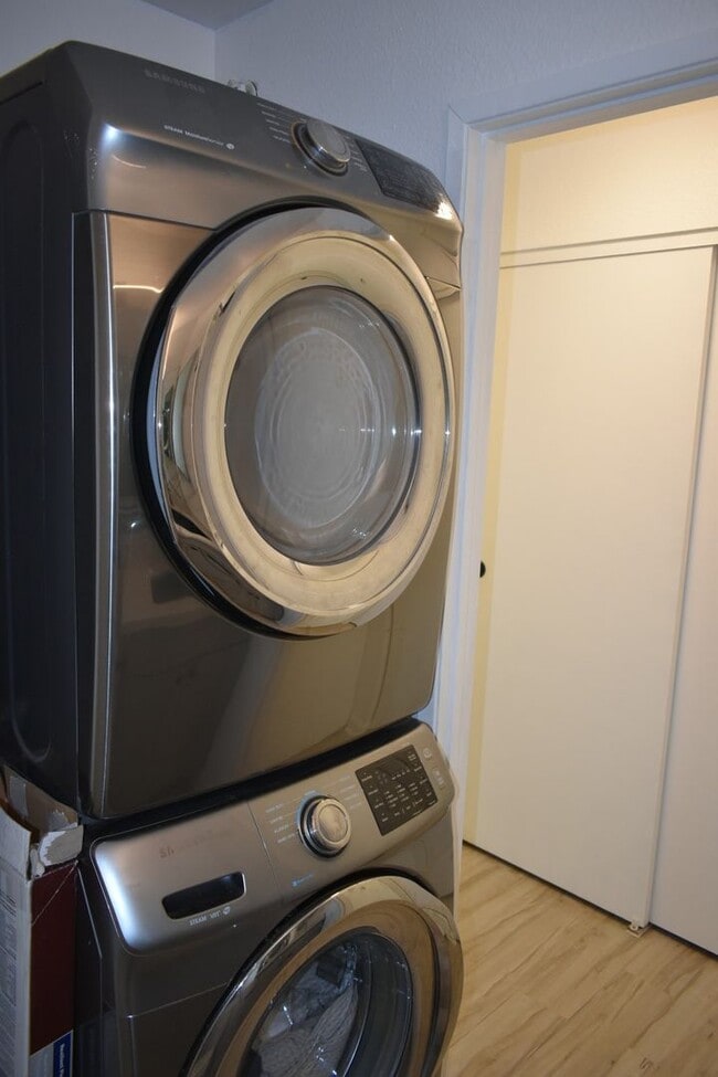 Building Photo - Kihei Villages - Unfurnished upstairs unit 2 bd/1.5 bath. Nicely remodeled.