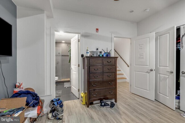 Building Photo - 1233 N 2nd St